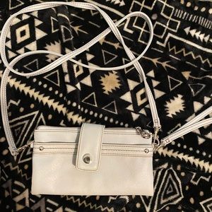 Relic Baby Blue Cross Body Wallet